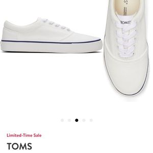 Tom’s canvas sneakers